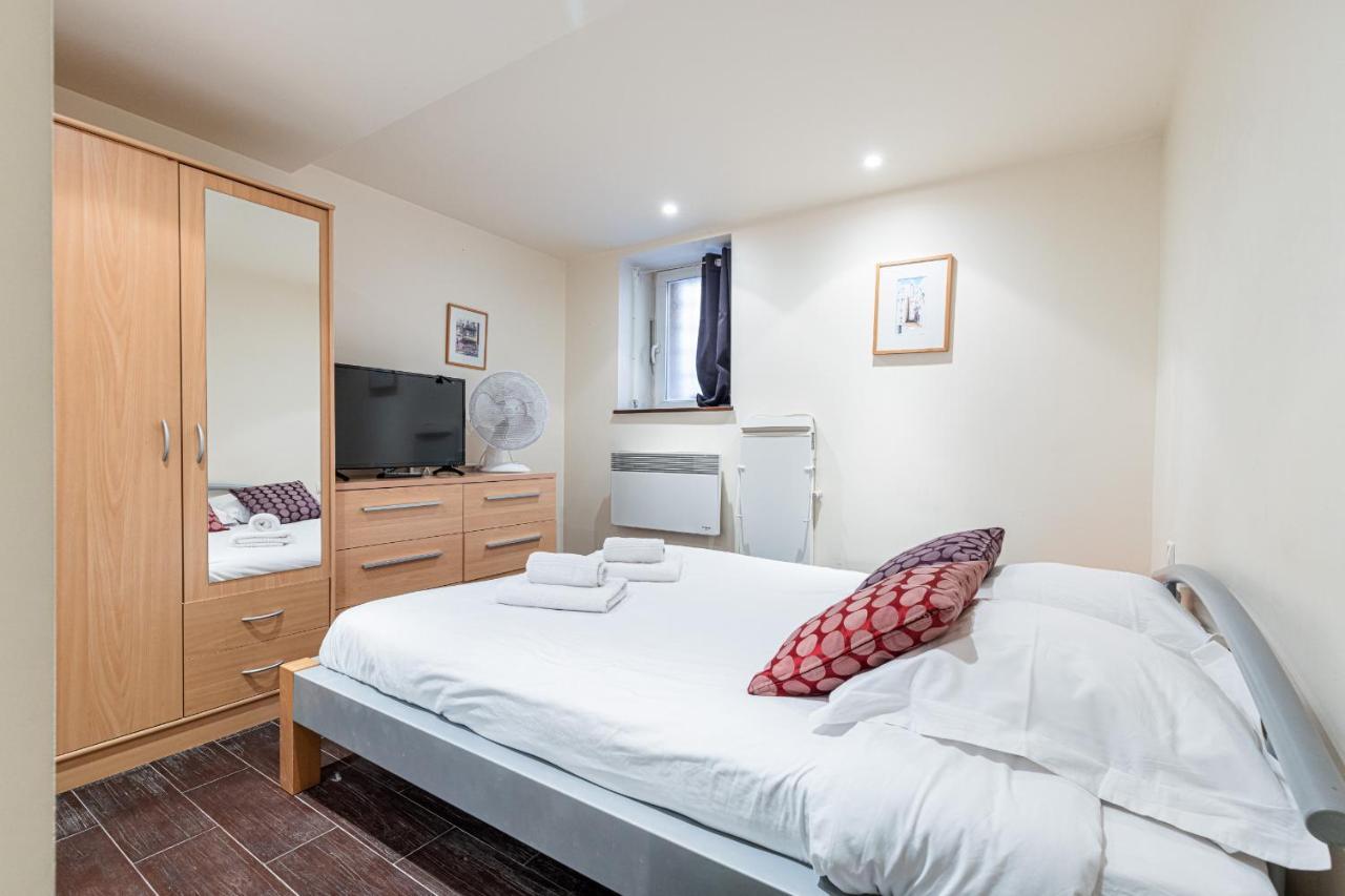 Apartamento Atypical Cozy 1 Bdr Old Town Niza Exterior foto